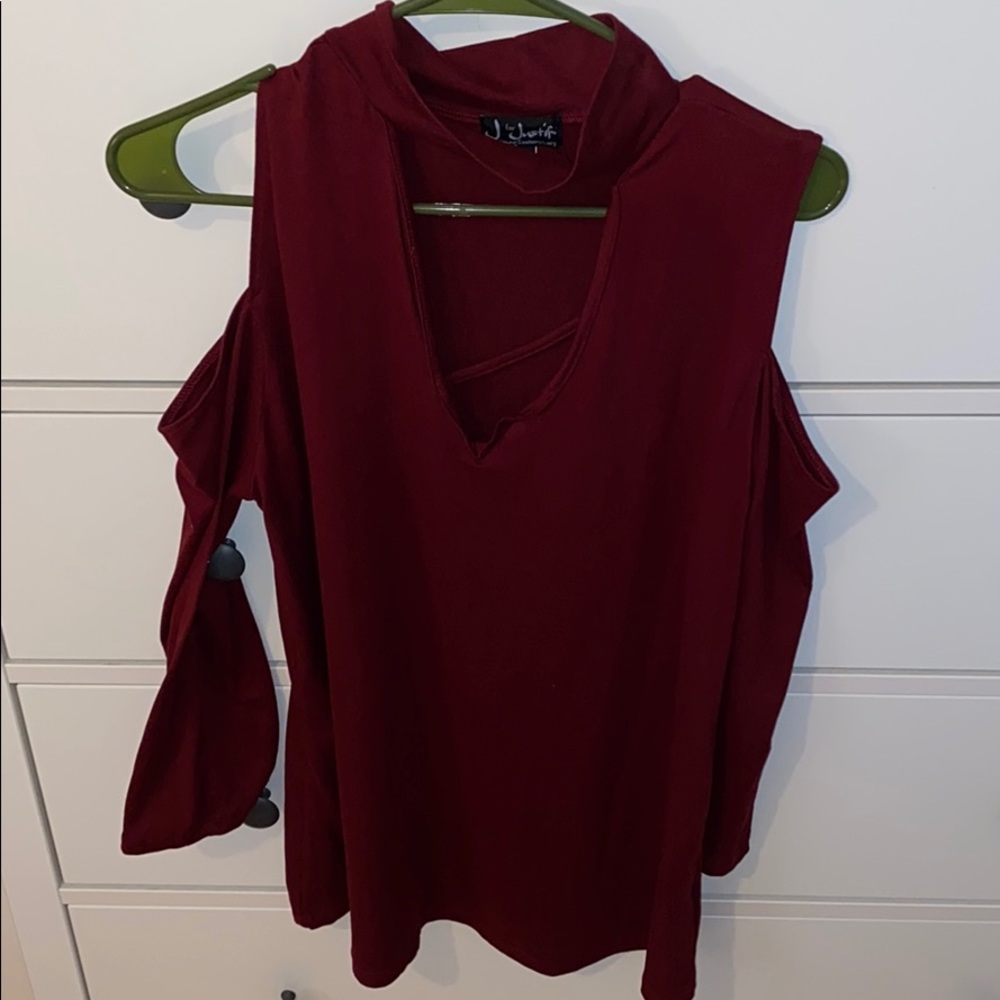 maroon shirt cut off shoulder